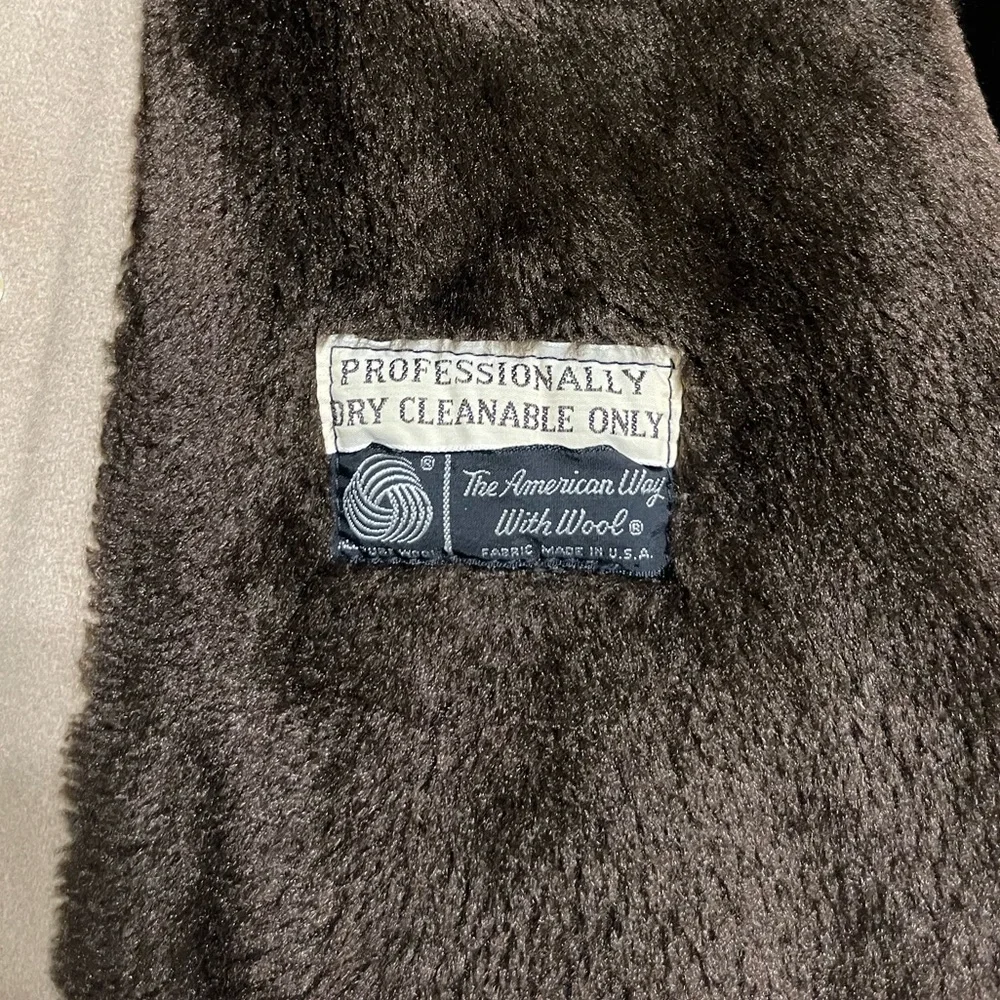 VINTAGE Lakeland 100% Pure Wool Trench Coat, Tan, Size 40 - Picture 6 of 12